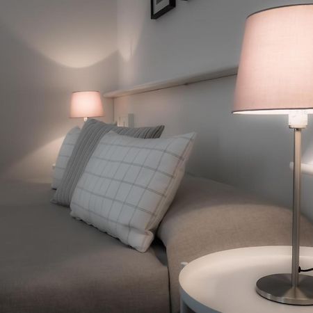 Golf Hotel Castelconturbia 아그라테 콘투르비나 외부 사진